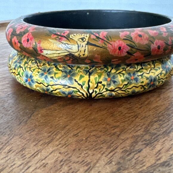 Vintage Set 2 Tree Of Life And 2 Birds Flowers Painted Wood Bangle Bracelets - Picture 2 of 16